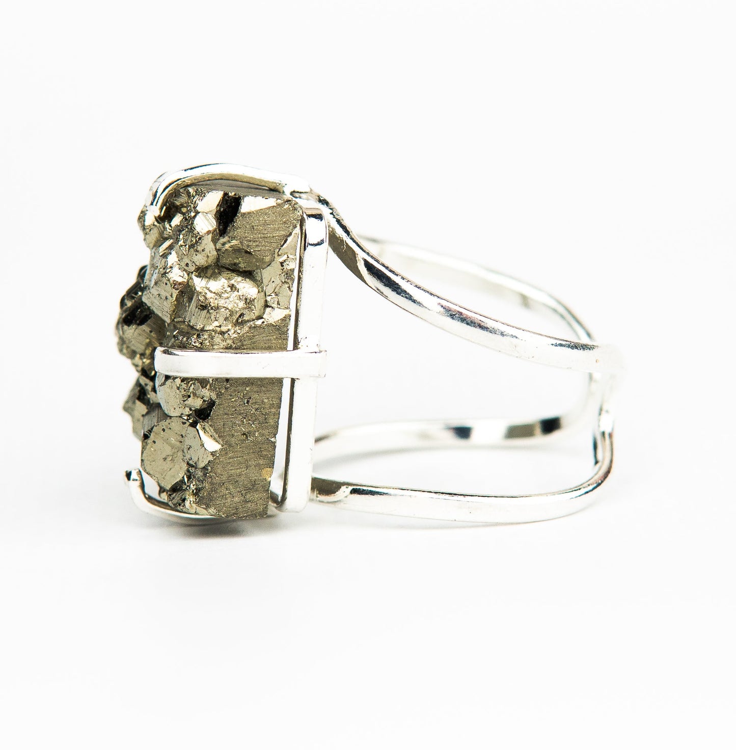 Каблучка з піритом з посрібленням onesize Py-109
