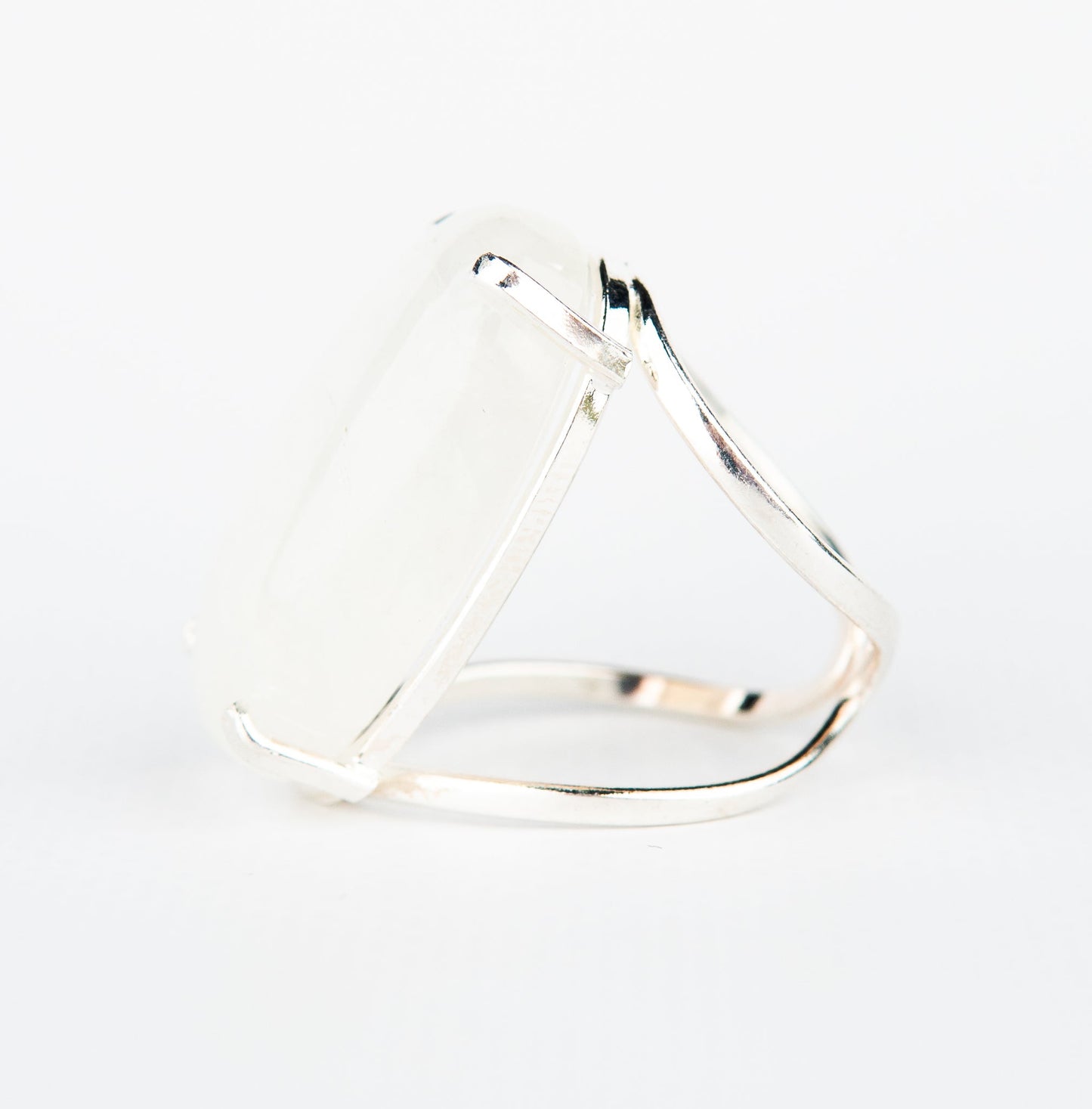 Каблучка з місячним камінням з посрібленням onesize Mk-3