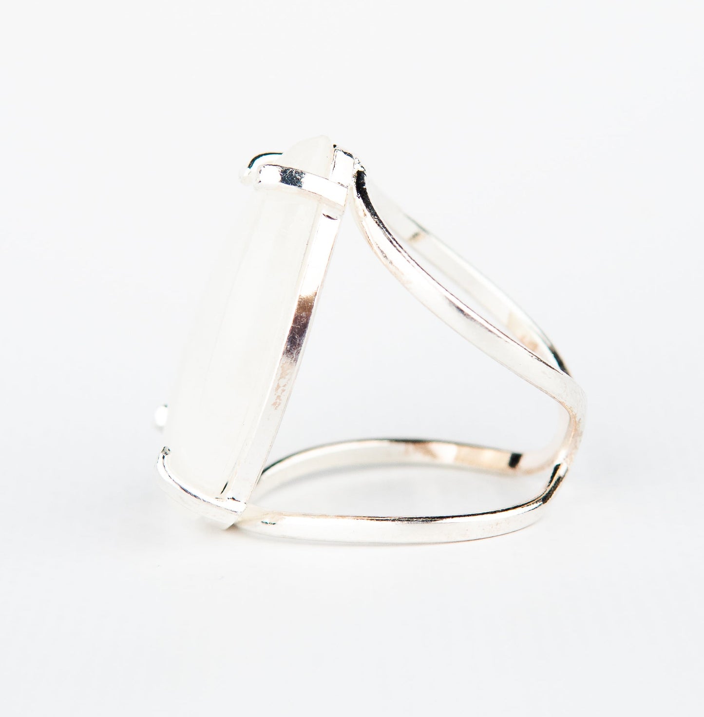 Каблучка з місячним камінням з посрібленням onesize Mk-6