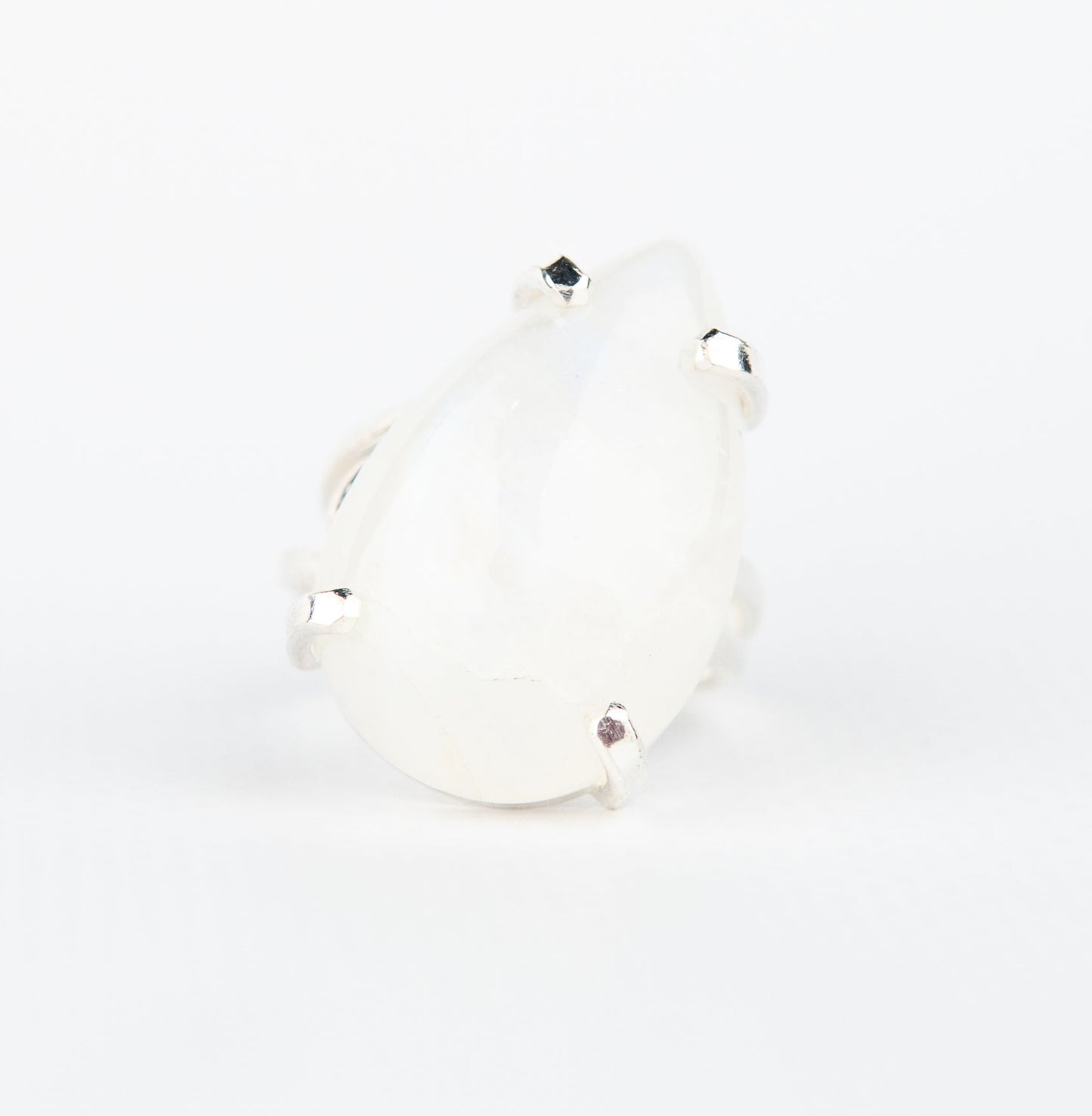 Каблучка з місячним камінням з посрібленням onesize Mk-13