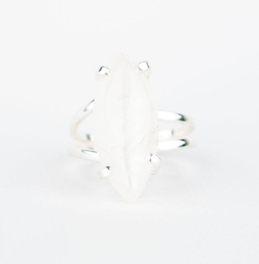 Каблучка з місячним камінням з посрібленням onesize Mk-15