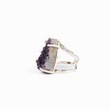 Кольцо с темным аметистом с посеребрением onesize Da-158